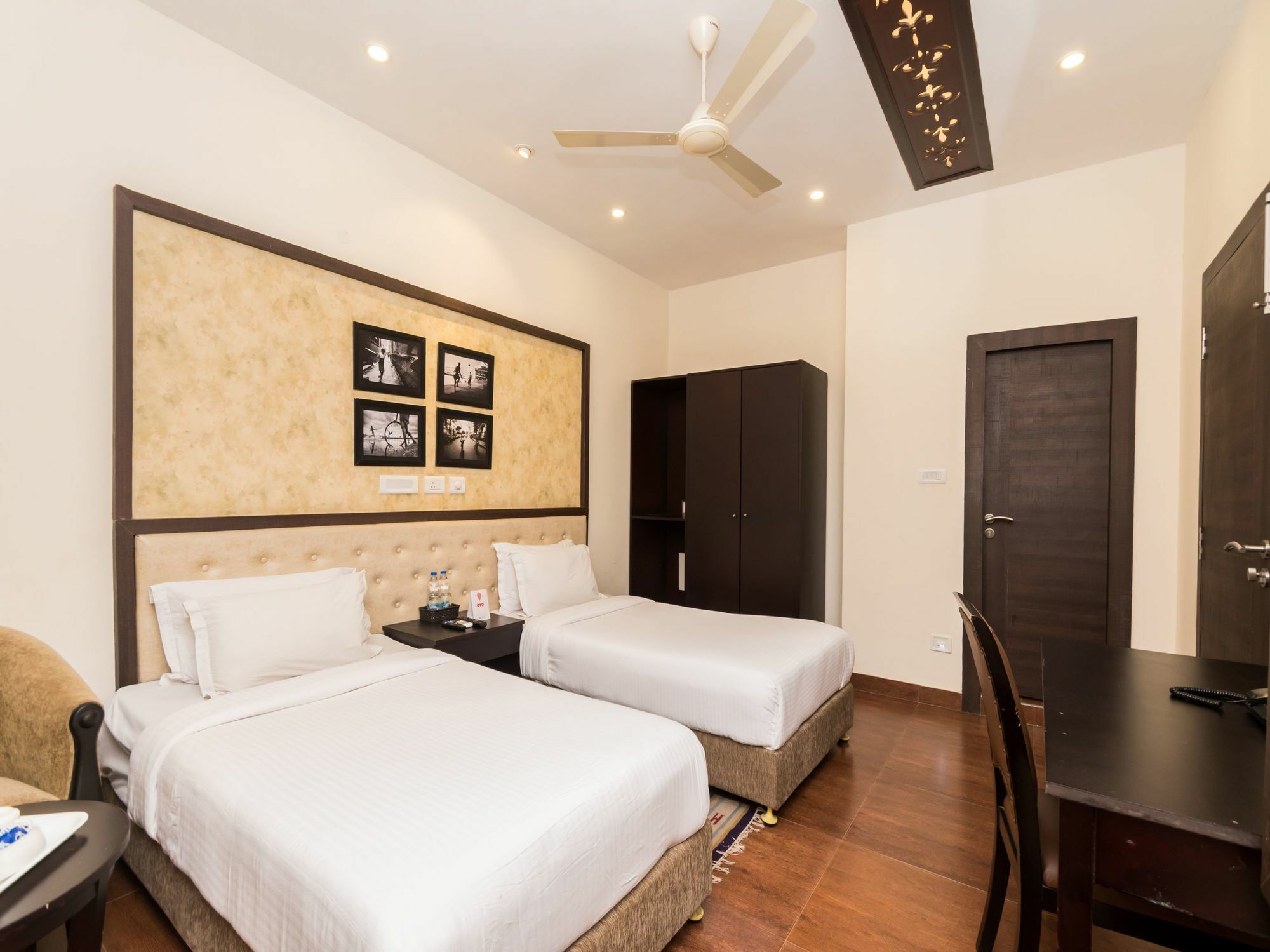 Fabhotel Golpark Calcutta Exteriör bild